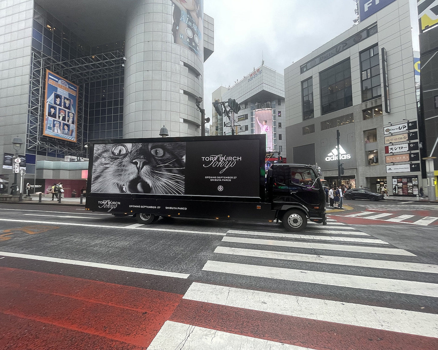 アドトラック14号車